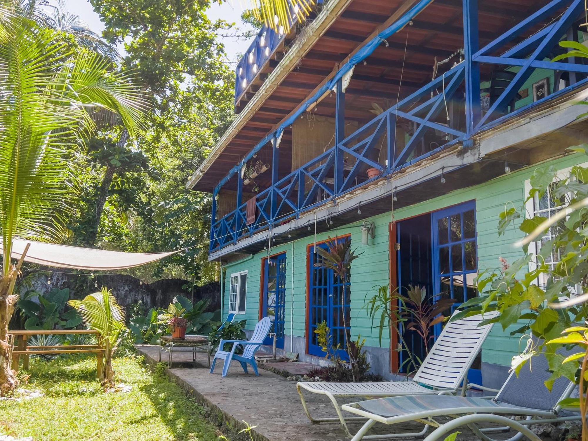 Mosana Reef Garden B&B Bocas Town Exterior foto